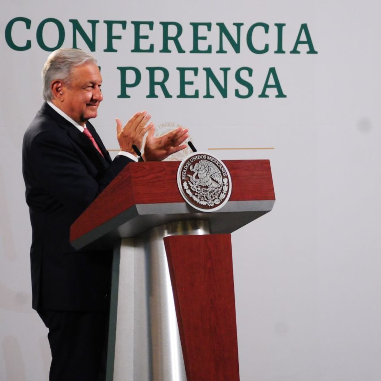 Rudos contra técnicos