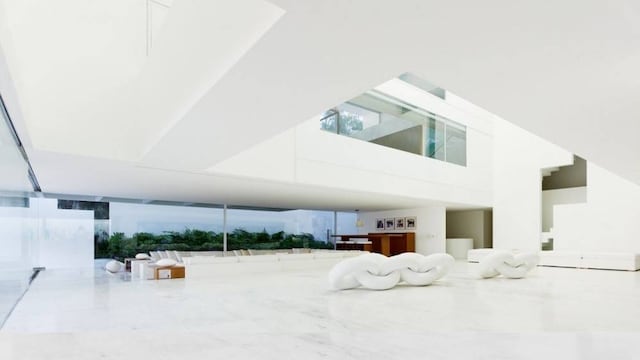 Un libro editado por Grijalbo muestra una versión sobre los hechos narrada por los autores del reportaje.