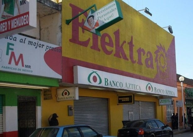 Grupo Elektra. Quiebra de cliente de Banco Azteca.