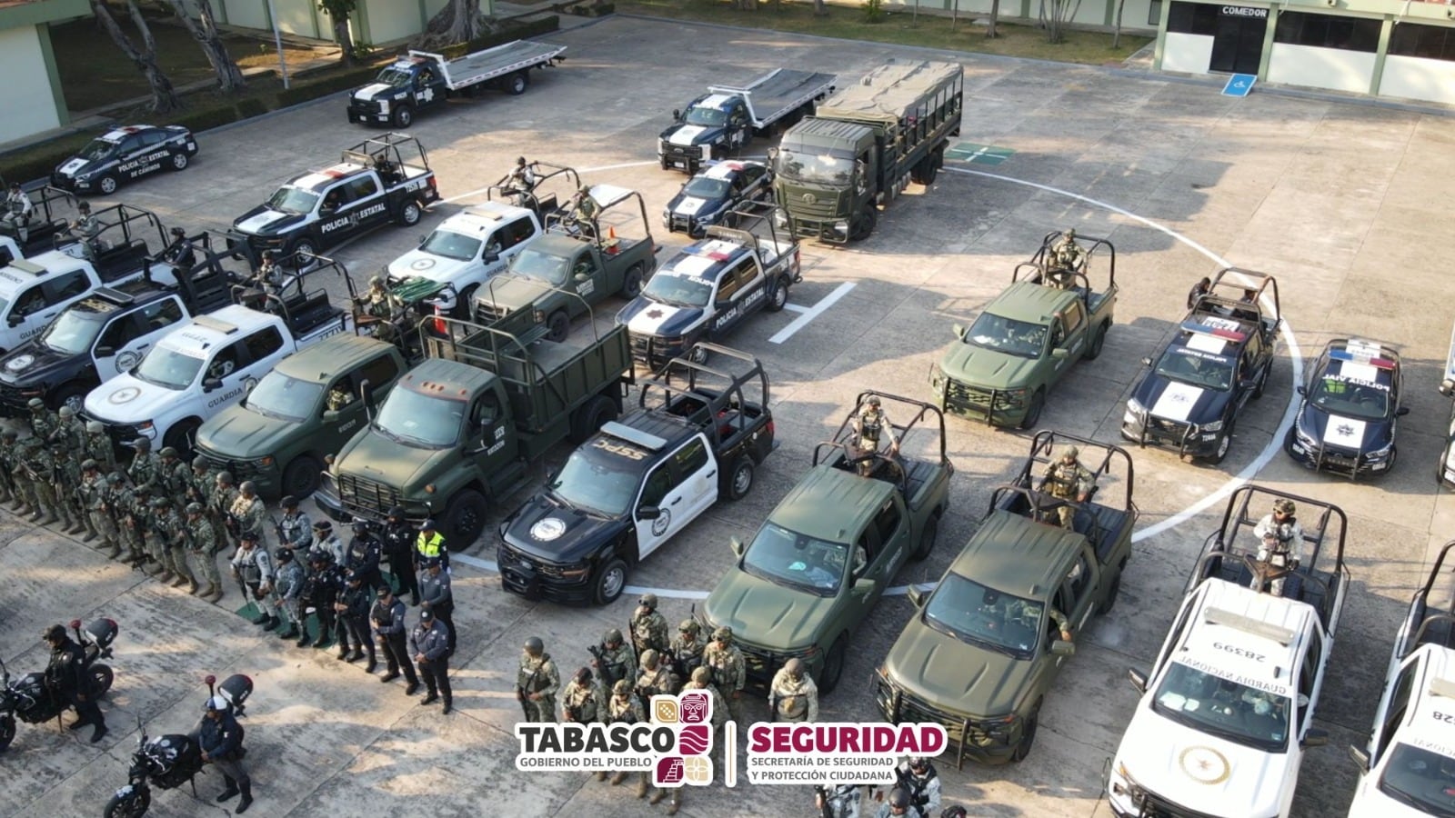 FIRT Olmeca detiene a 27 personas y decomisa armas, droga y animales exóticos en Tabasco.