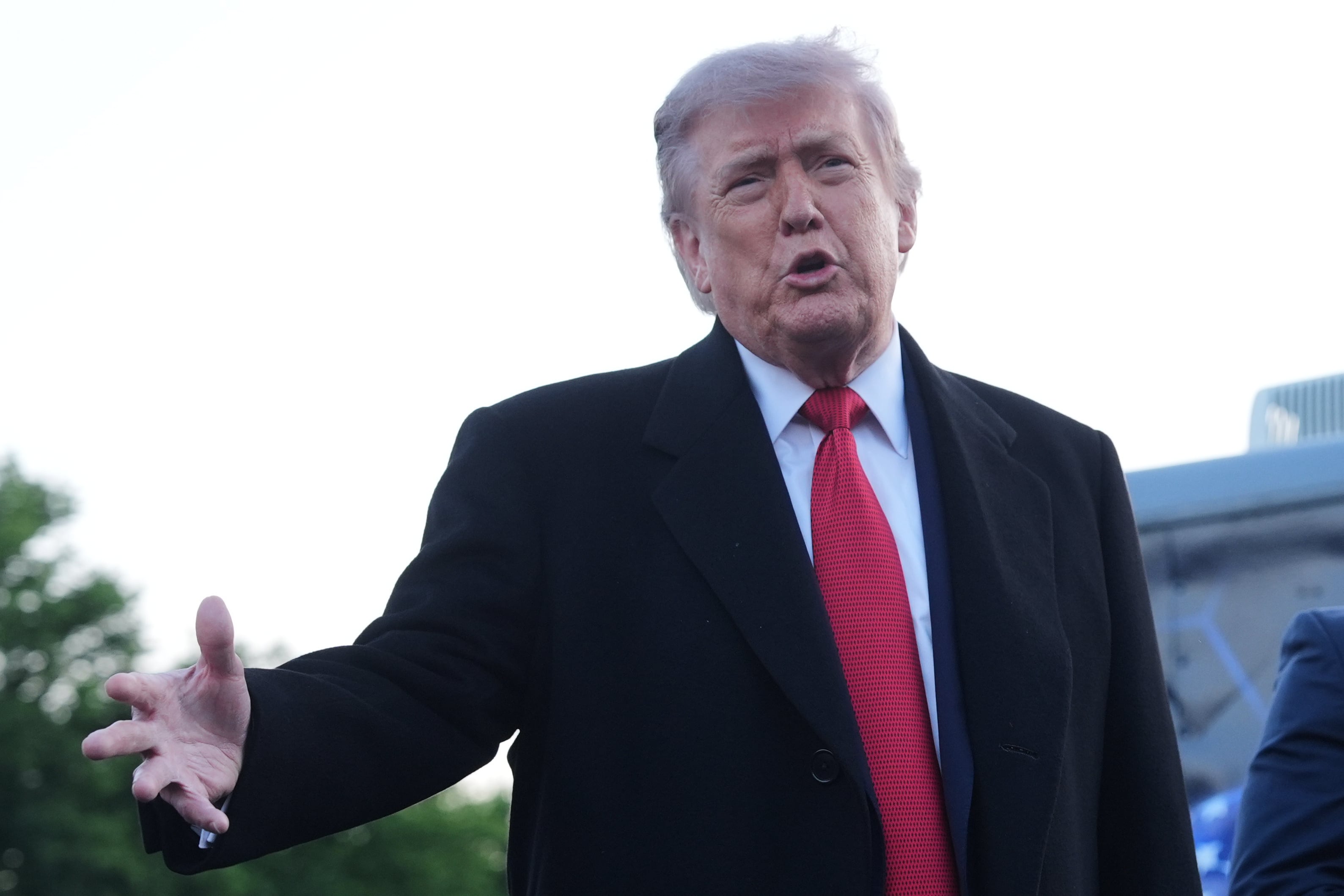 Desclasificación de archivos OVNI por parte del Pentágono tras órdenes de Trump