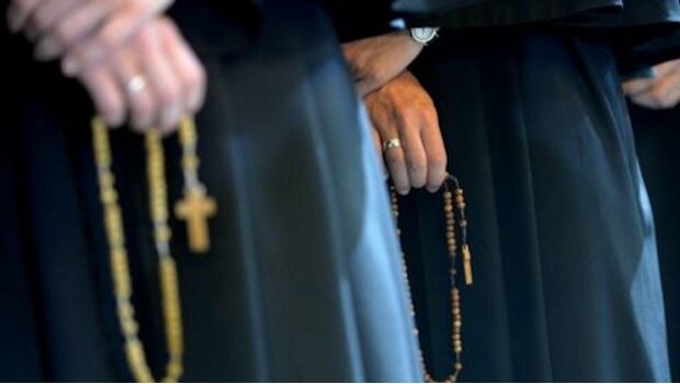 Sacerdotes católicos