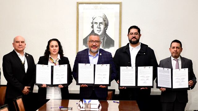 Horacio Duarte firma protocolo de seguridad