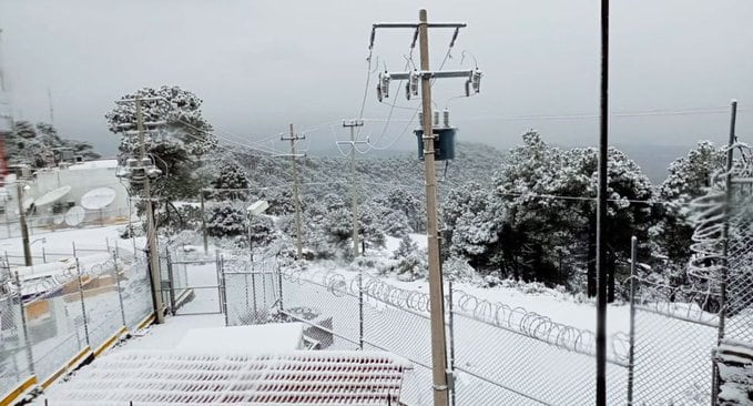 Las mejores fotos de la caída de nieve en el cerro de Jocotitlán