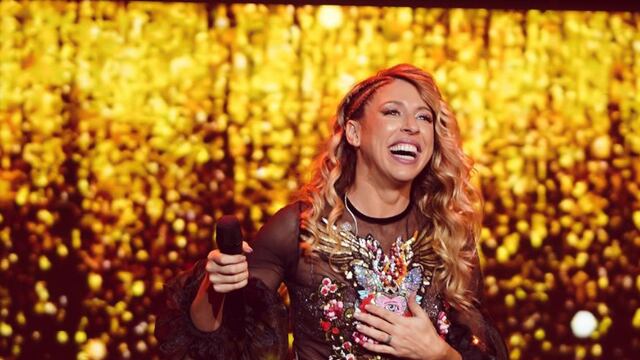 Flor Bertotti en concierto