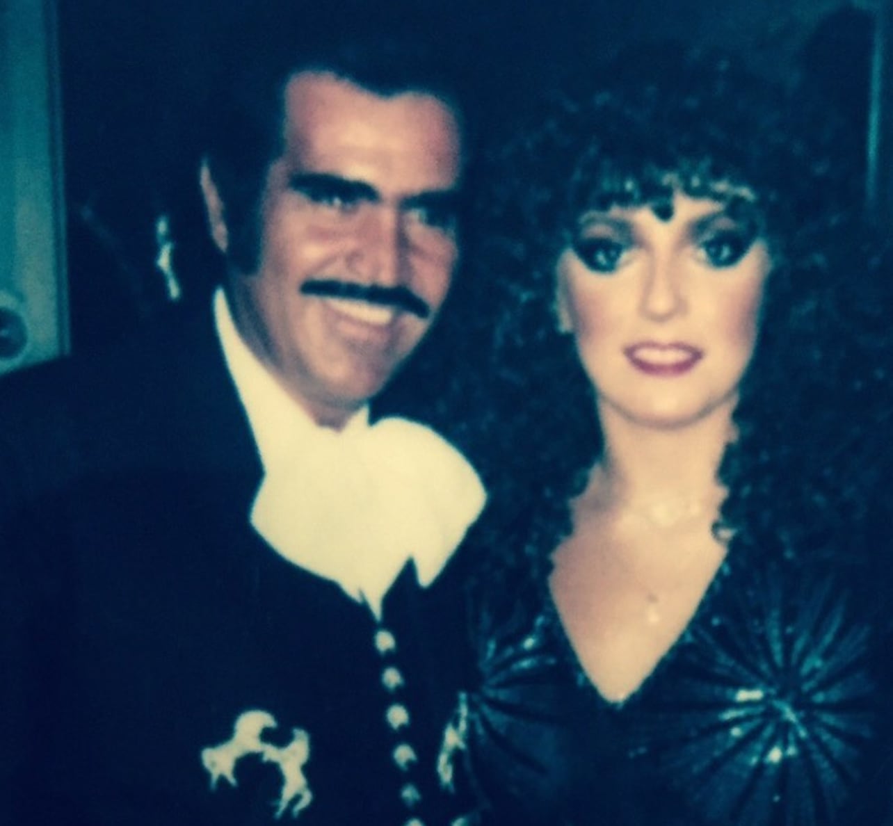 Merle Uribe y Vicente Fernández