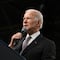 Mujer que mató a su marido en defensa propia recibe indulto de Joe Biden
