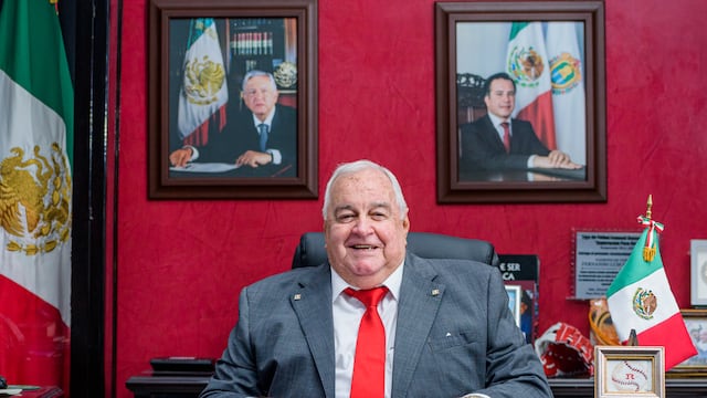 Estatua de Fernando Remes