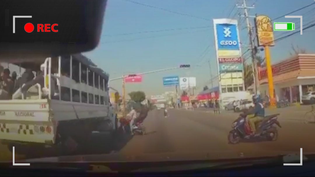 Motociclista muere atropellado por camión de la Guardia Nacional