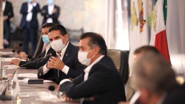 Silvano Aureoles Conejo.