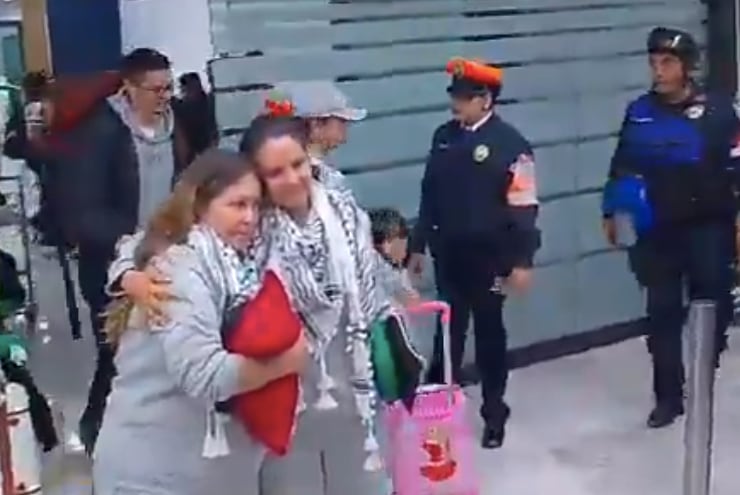 Llegan a México Sol González y Violeta Núñez, integrantes de la Flotilla Global Sumud