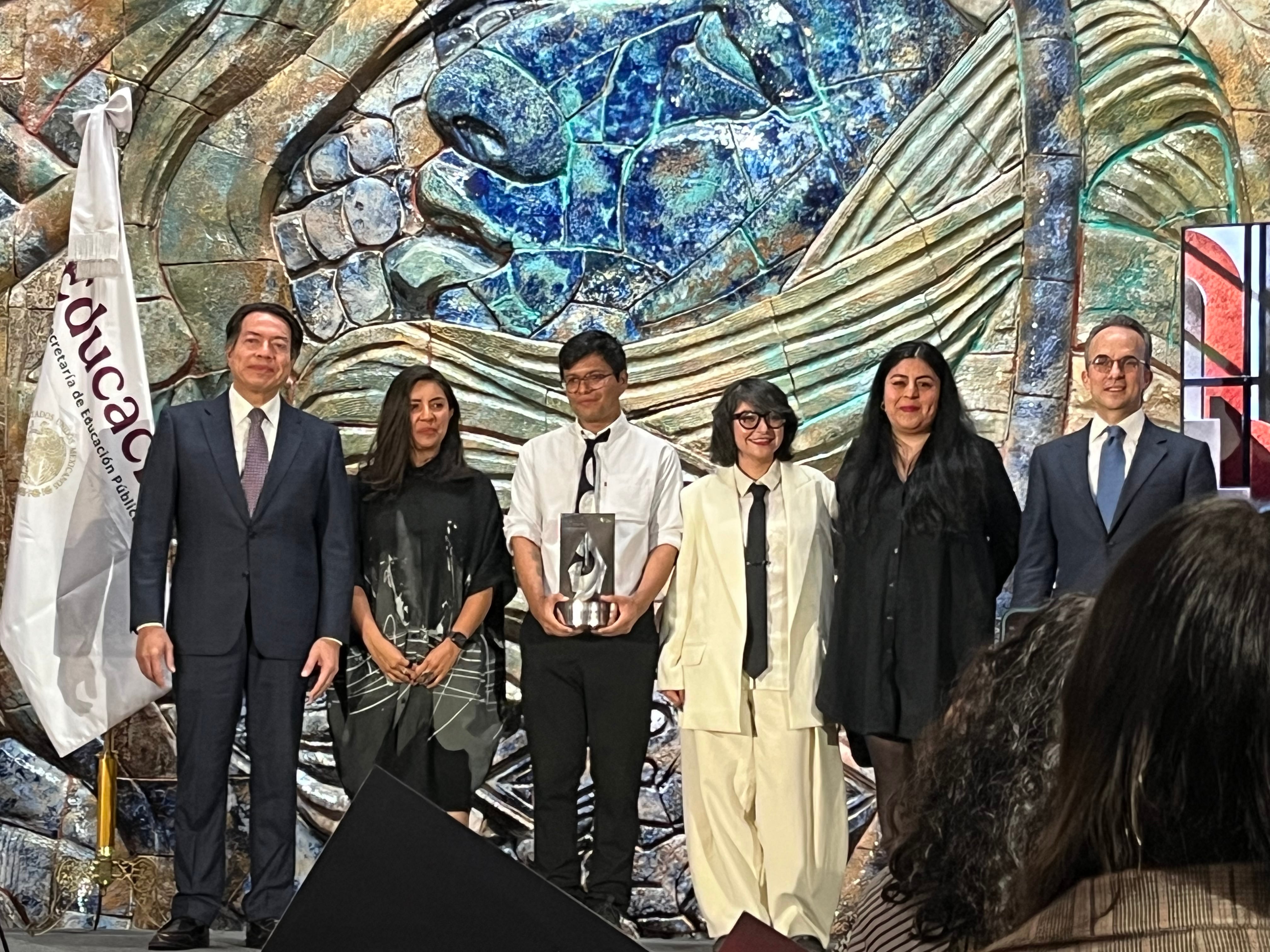 Mario Delgado, Berenice Andrade Medina, Yobaín Vázquez Bailón, Yol Segura, Karina Sosa y José Zazueta