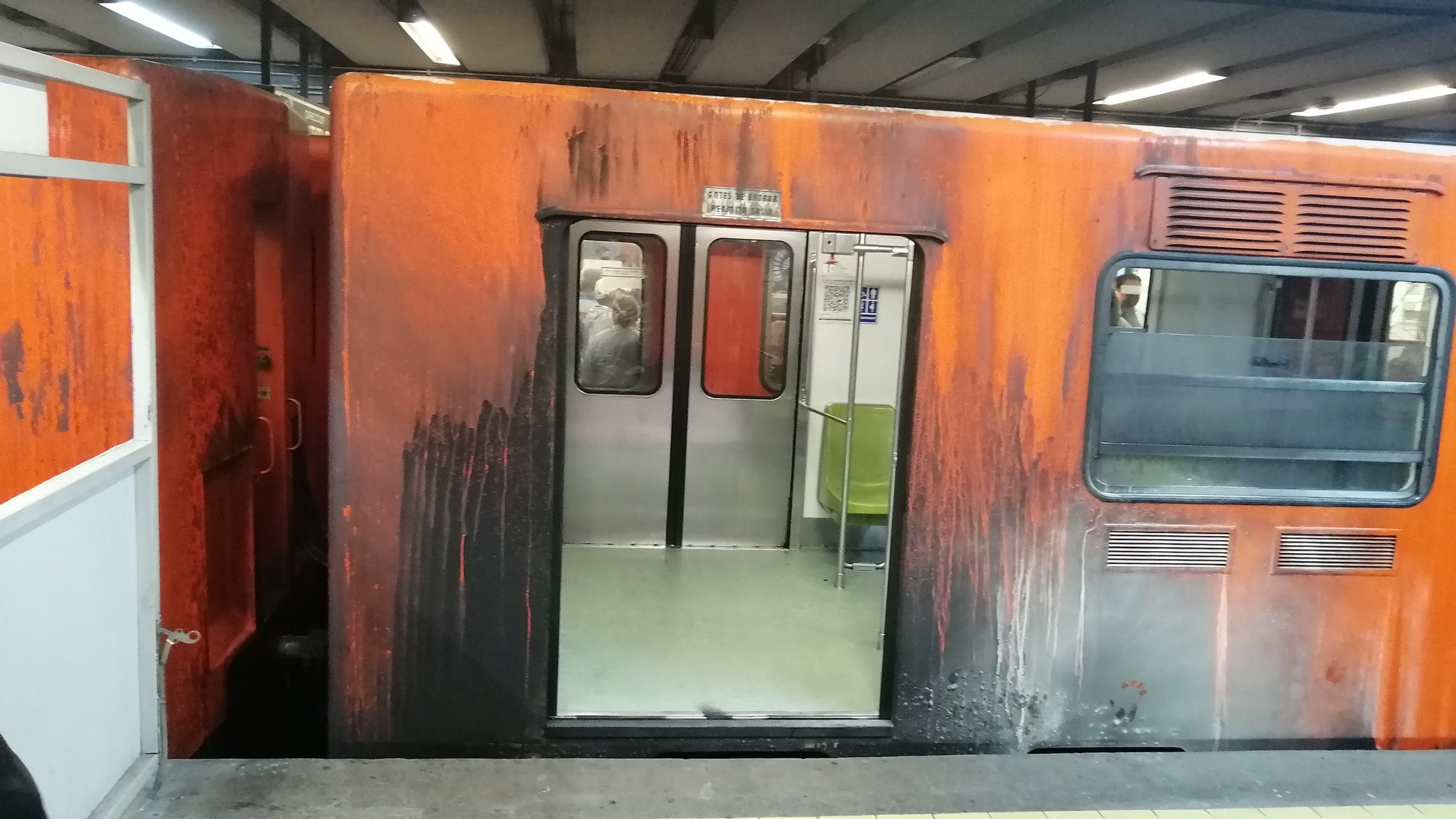 Vagón del Metro que explotó
