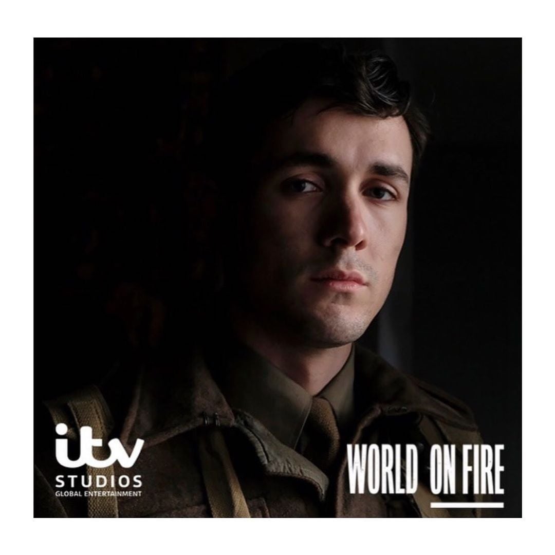 Él es Jonah Hauer-King, el príncipe Eric en la versión live action de La Sirenita