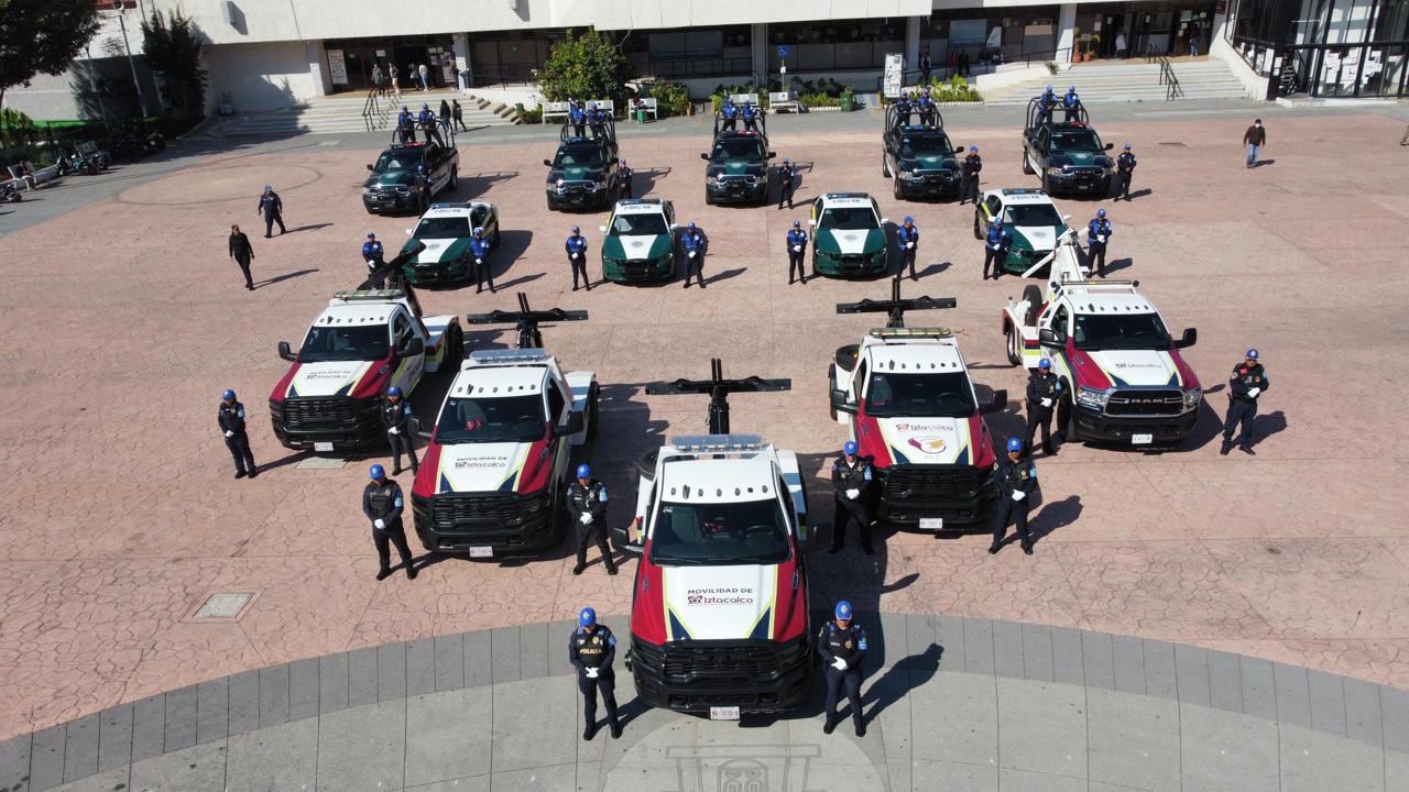 Lourdes Paz refuerza seguridad y tránsito con grúas y retiro de vehículos chatarra