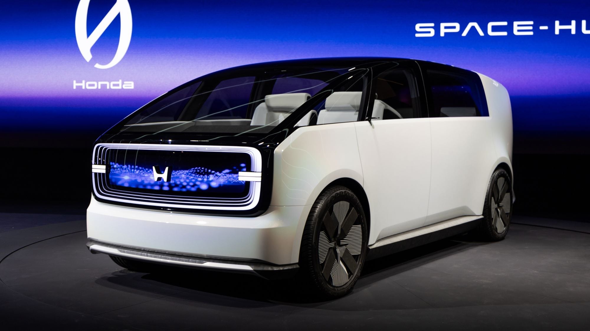 Auto eléctrico “Honda 0”