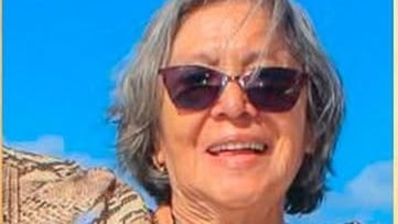 Muere la madre de Edgar Villa, actor de La Oficina