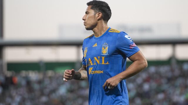 Salcedo no estará en el duelo de ida por una lesión en la rodilla