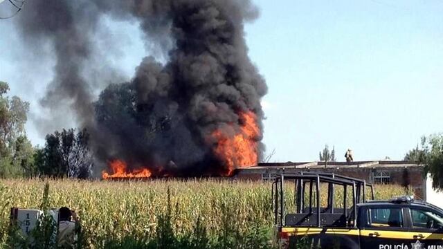 Incendio en bodega de combustible.