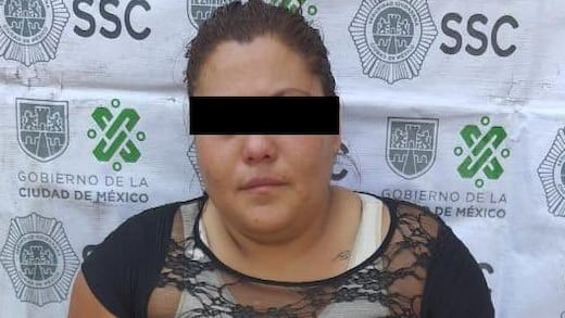 CDMX: detienen a mujer que golpeó a adulto mayor