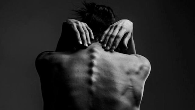 Su finalidad es alabar a quienes exhiben los huesos de su cuerpo.