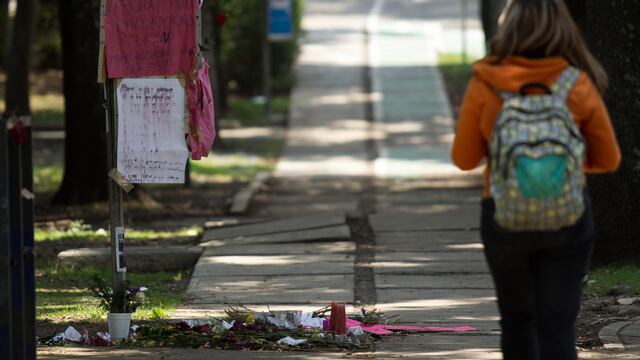 Caseta telefónica donde fue encontrada Lesvy el 3 de mayo de 2017 en Ciudad Universitaria de la UNAM