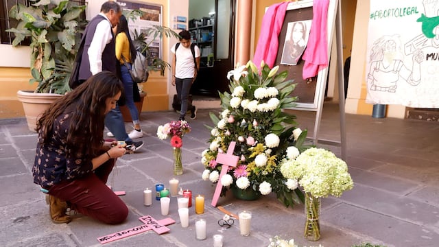 Altar por asesinato de Ingrid Escamilla.