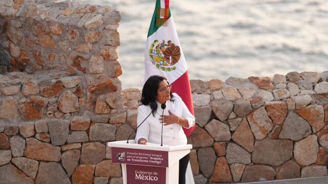 Abelina López celebra programa para Acapulco junto a Claudia Sheinbaum