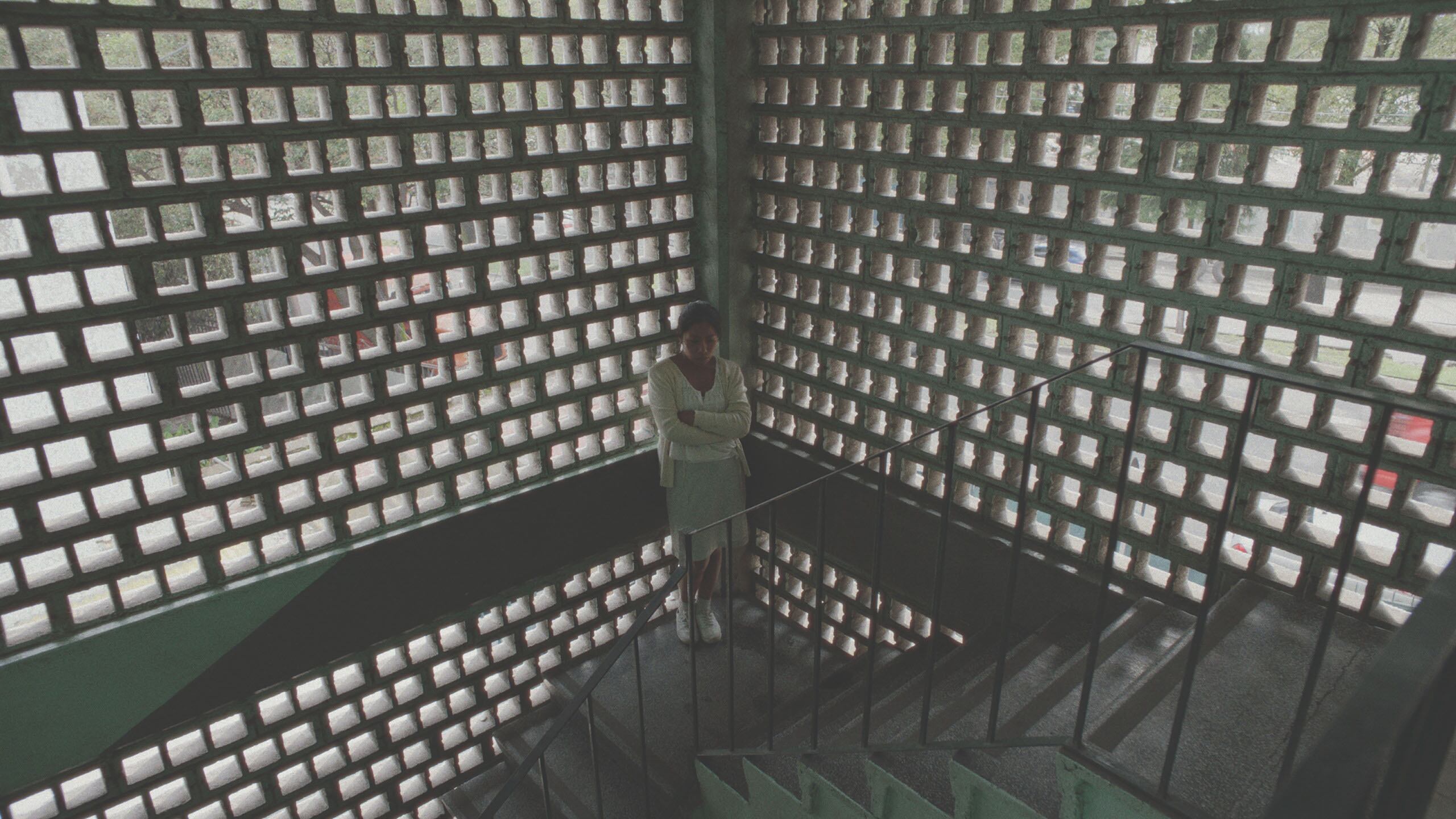 Yalitza Aparicio en el cortometraje Chica de fábrica