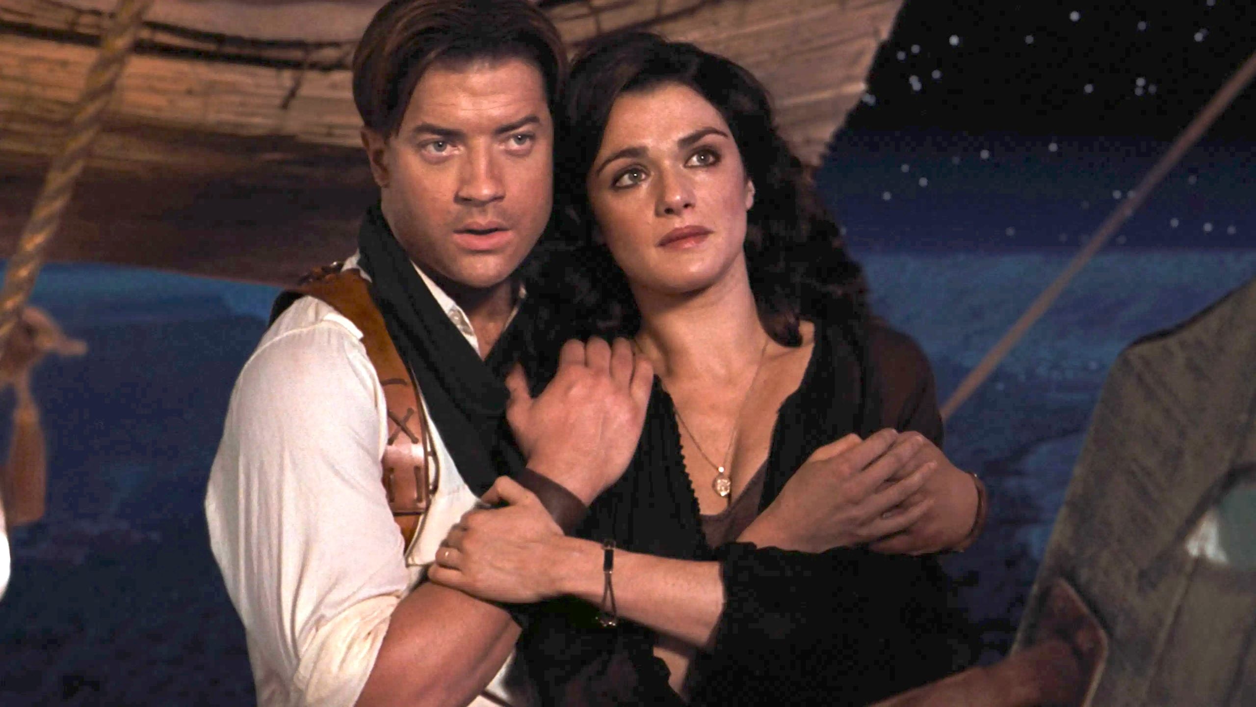 Brendan Fraser y Rachel Weisz en La Momia 4