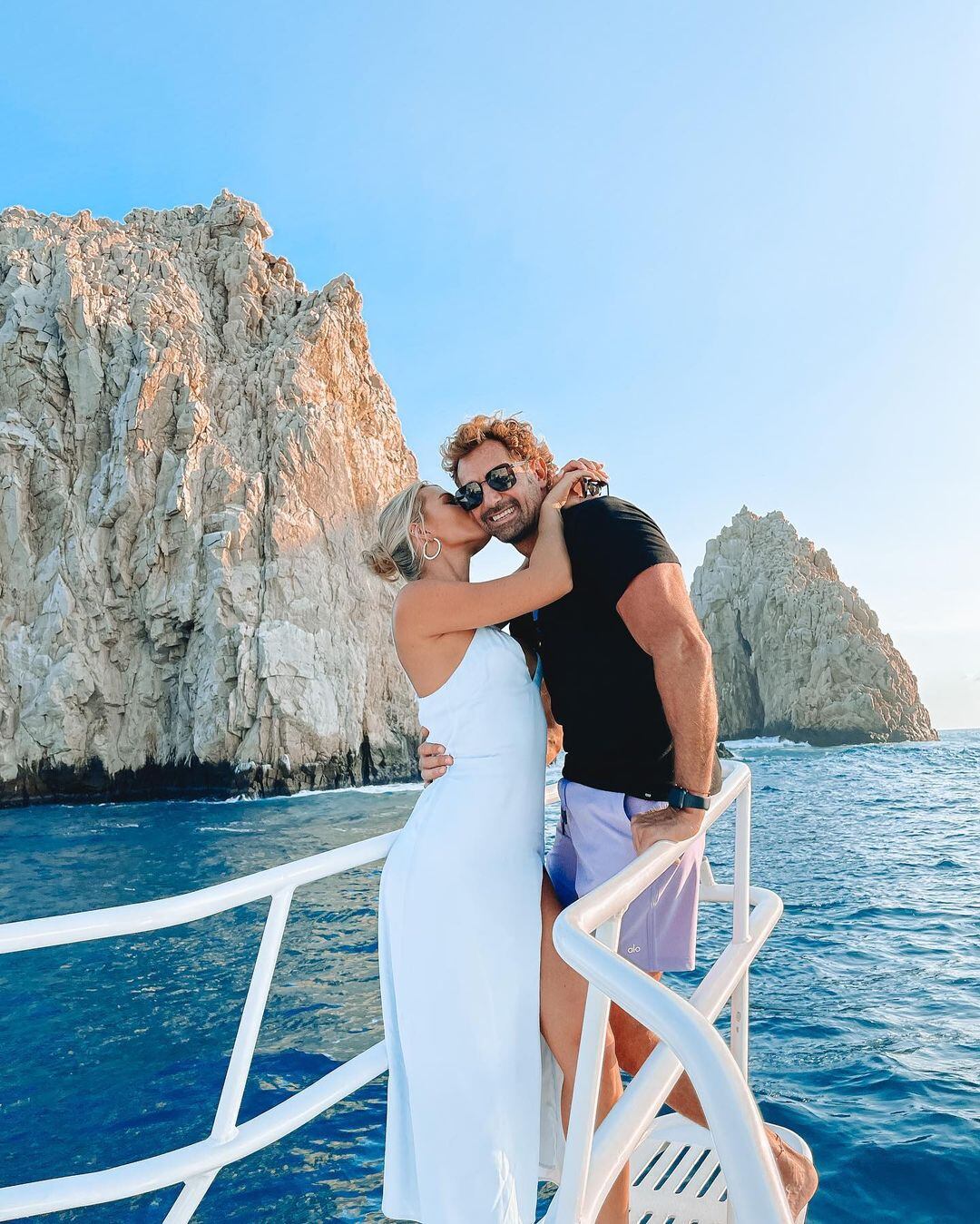 Irina Baeva y Gabriel Soto en Los Cabos
