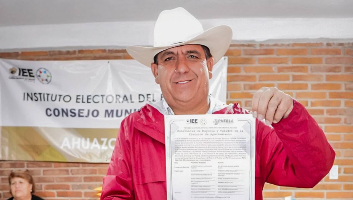 Alfredo Ramírez, alcalde de Ahuazotepec