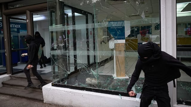Violencia en marcha en contra de la gentrificación en la CDMX