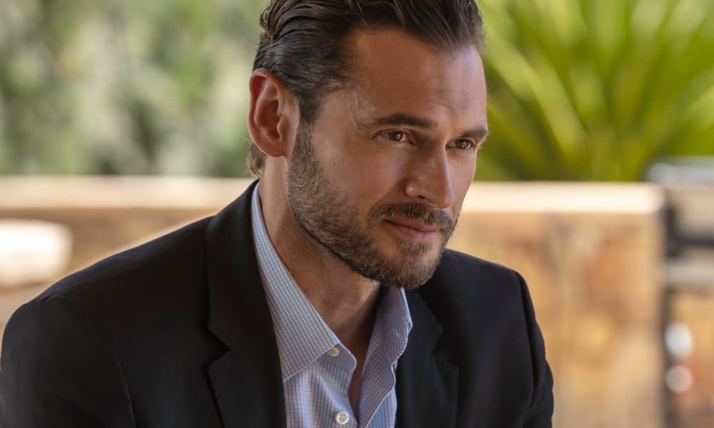 Adan Canto en The Cleaning Lady