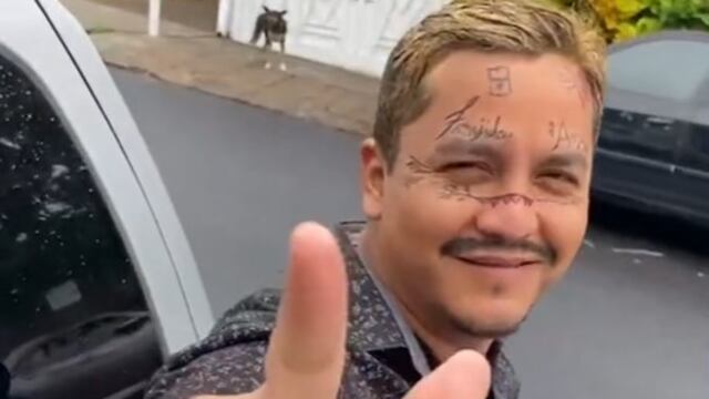 Doble de Christian Nodal