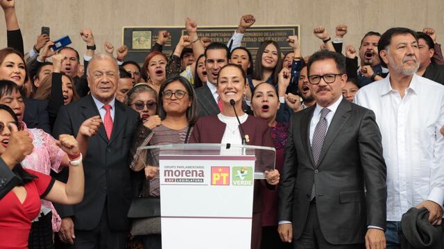 Claudia Sheinbaum y diputados en San Lázaro