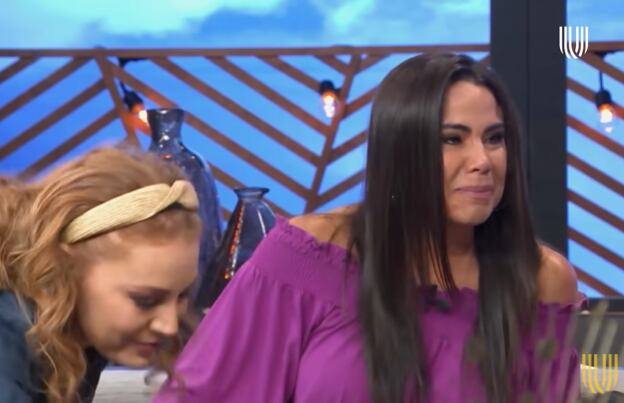 Paola Rojas llora tras contar lo que vivió por el video de Zague.