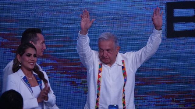 AMLO en convención bancaria