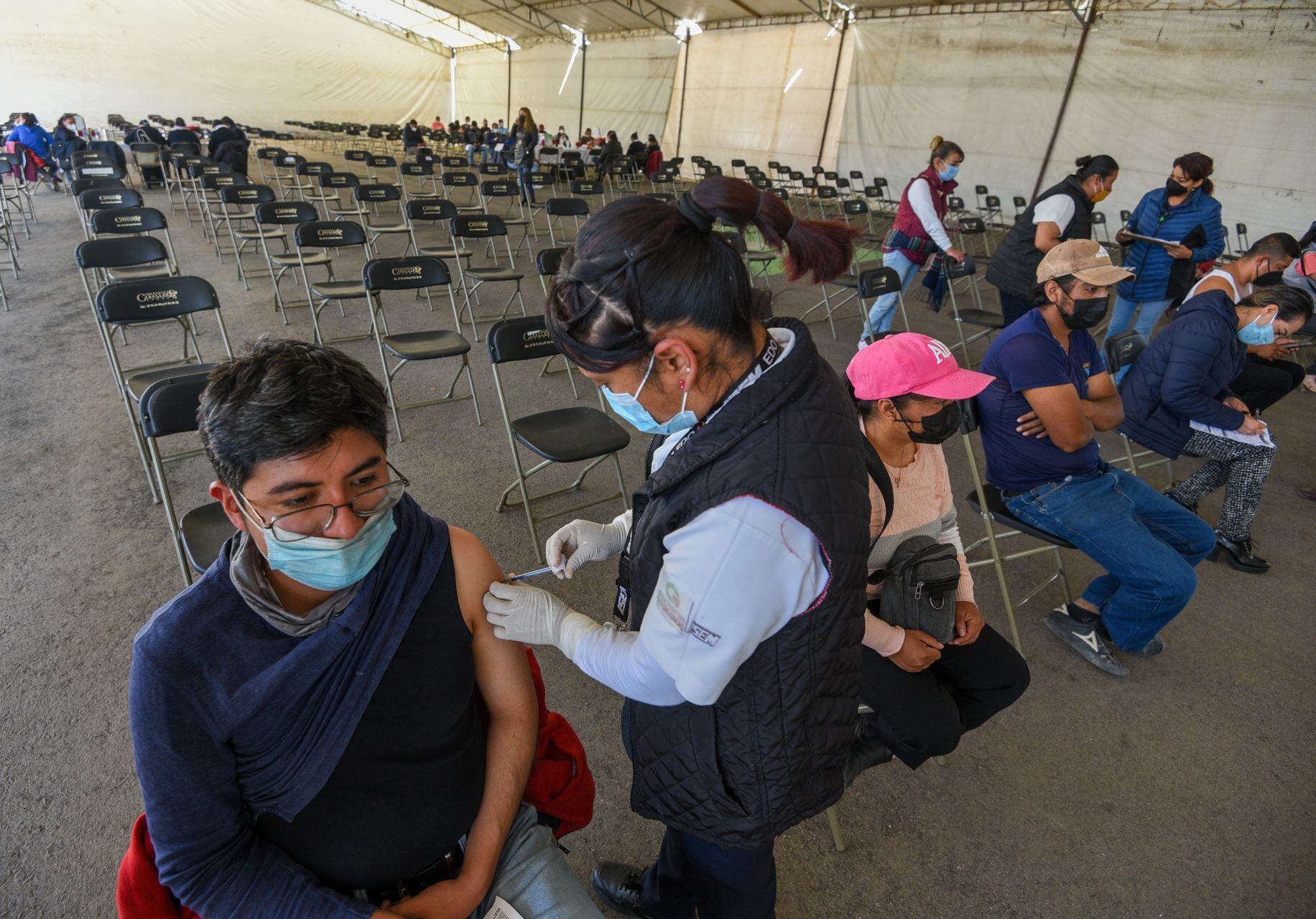 Vacunación de refuerzo para mayores de 18 años