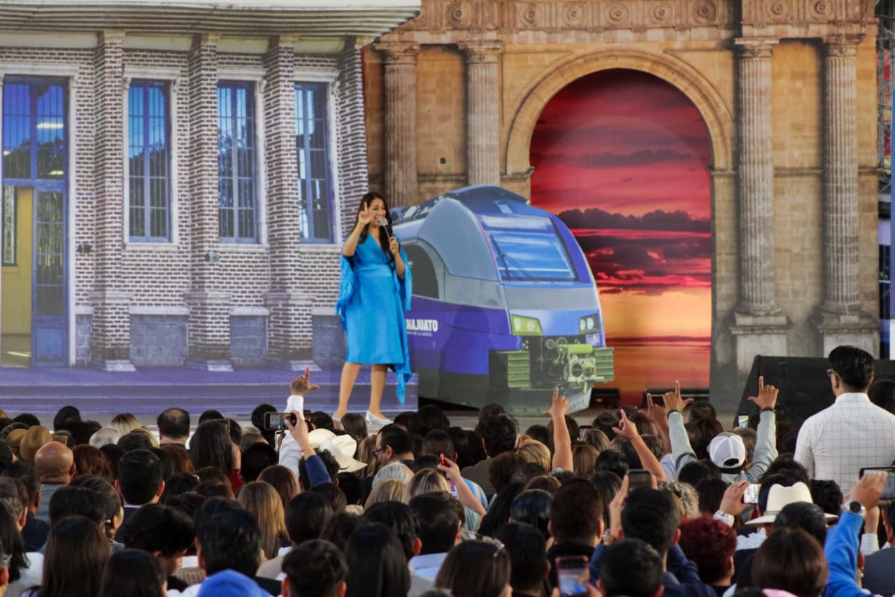 Libia Dennise destaca avances en educación y apoyo a jóvenes en Guanajuato