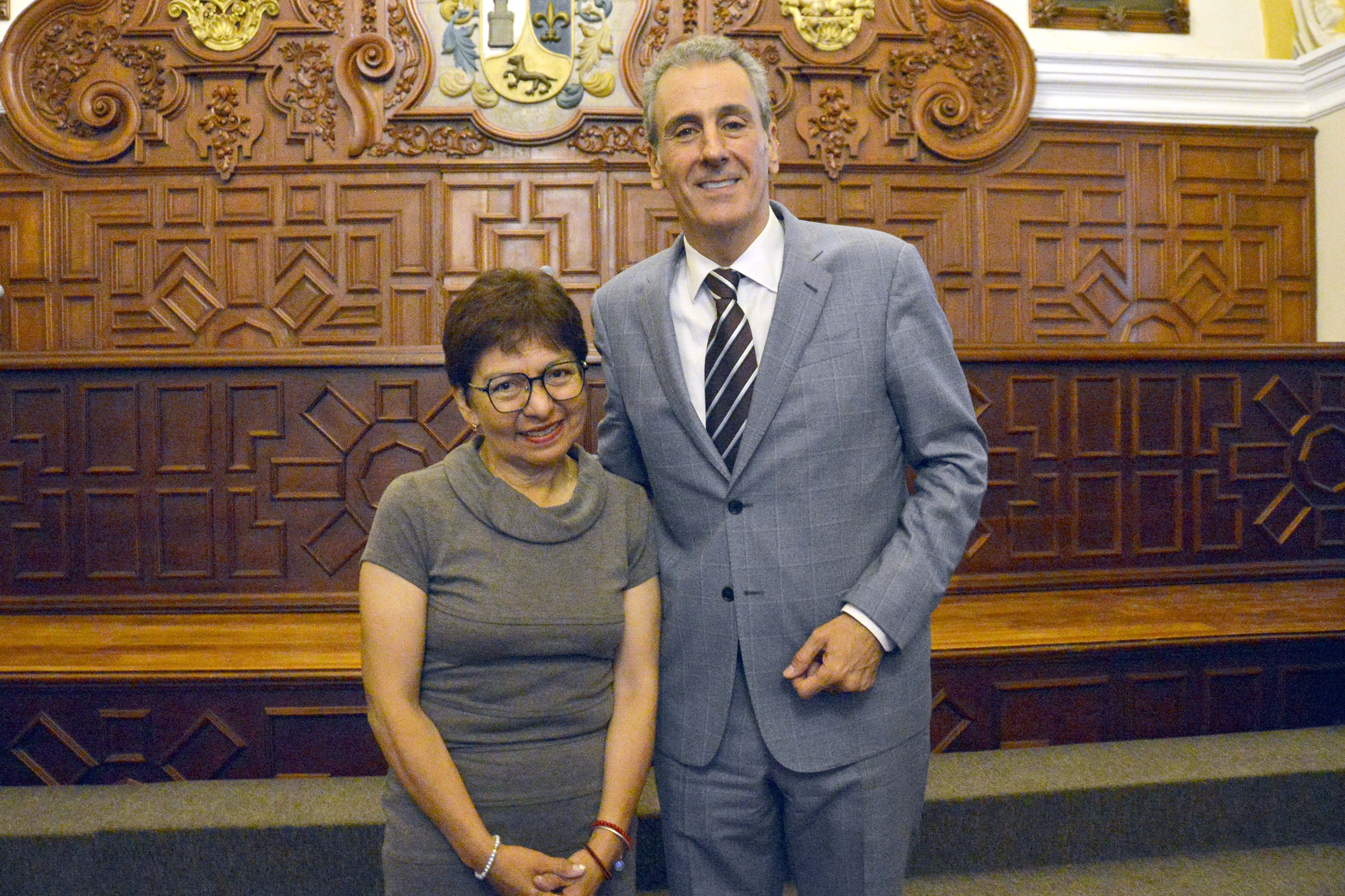 José Chedraui y la rectora de la BUAP