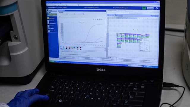 Hackers vs. la OMS