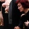El funeral de Ozzy Osbourne nos regaló una conmovedora foto de Sharon Osbourne, su esposa por 43 años