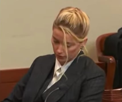 Amber Heard abatida, día 18 de juicio