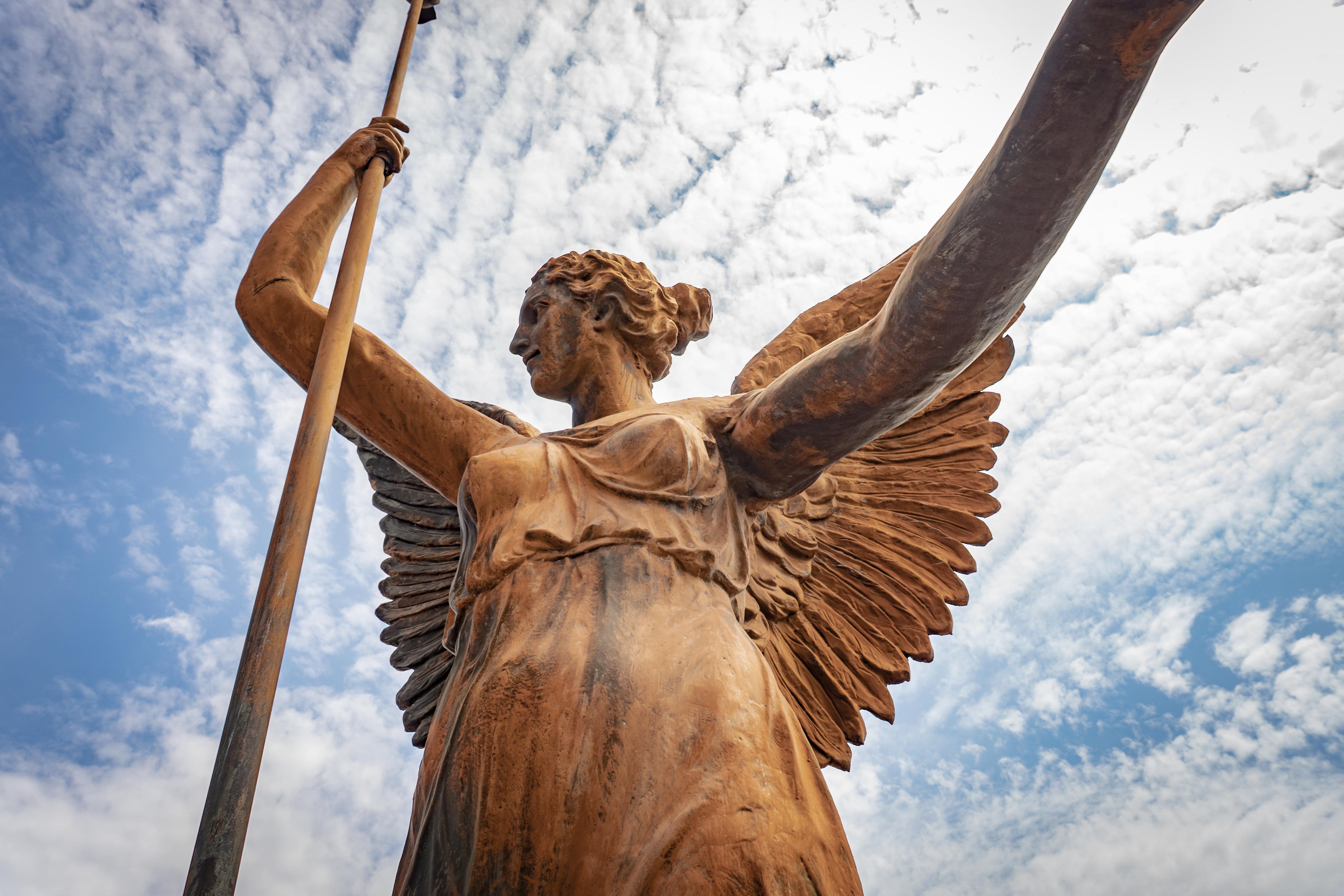 Gobierno de Nuevo León concluye restauración patrimonial de la Victoria Alada