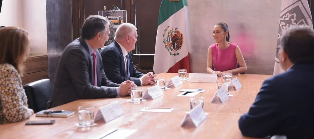 Claudia Sheinbaum se reúne con directivos de HSBC