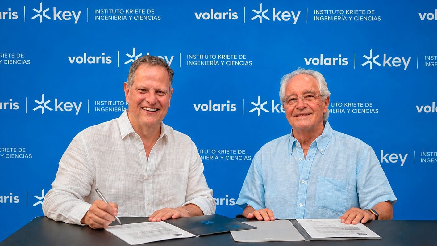 Volaris impulsa las ciencias y la ingeniería de mano del Key Institute