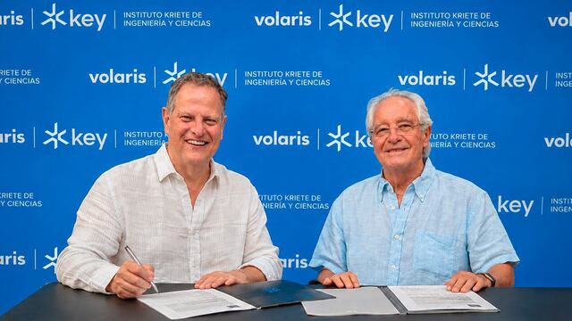 Roberto Kriete, fundador de Key
Institute, y Enrique Beltranena, Presidente Ejecutivo y Director General de Volaris