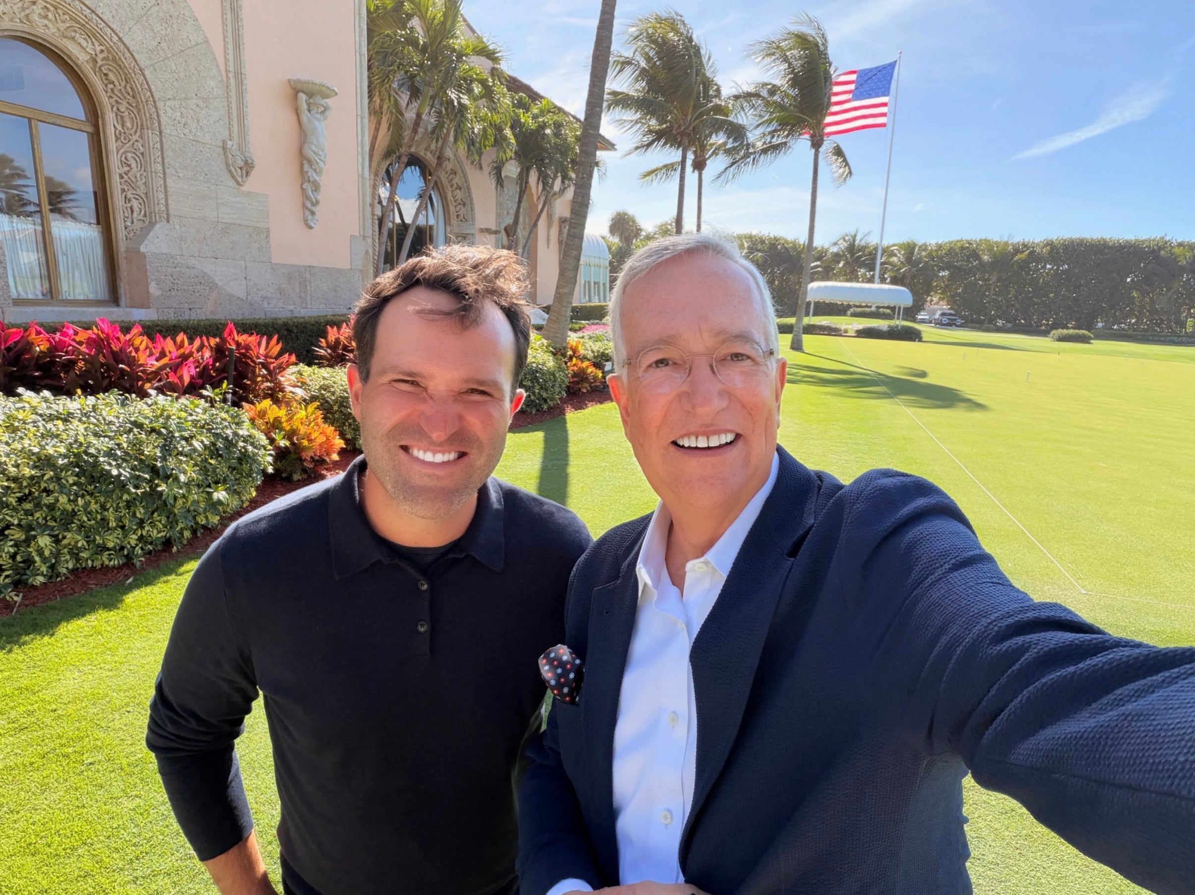 Salinas Pliego confirma que tendrá una cena de navidad en Washington D.C. este 18 de diciembre tras haber estado en Mar-a-Lago