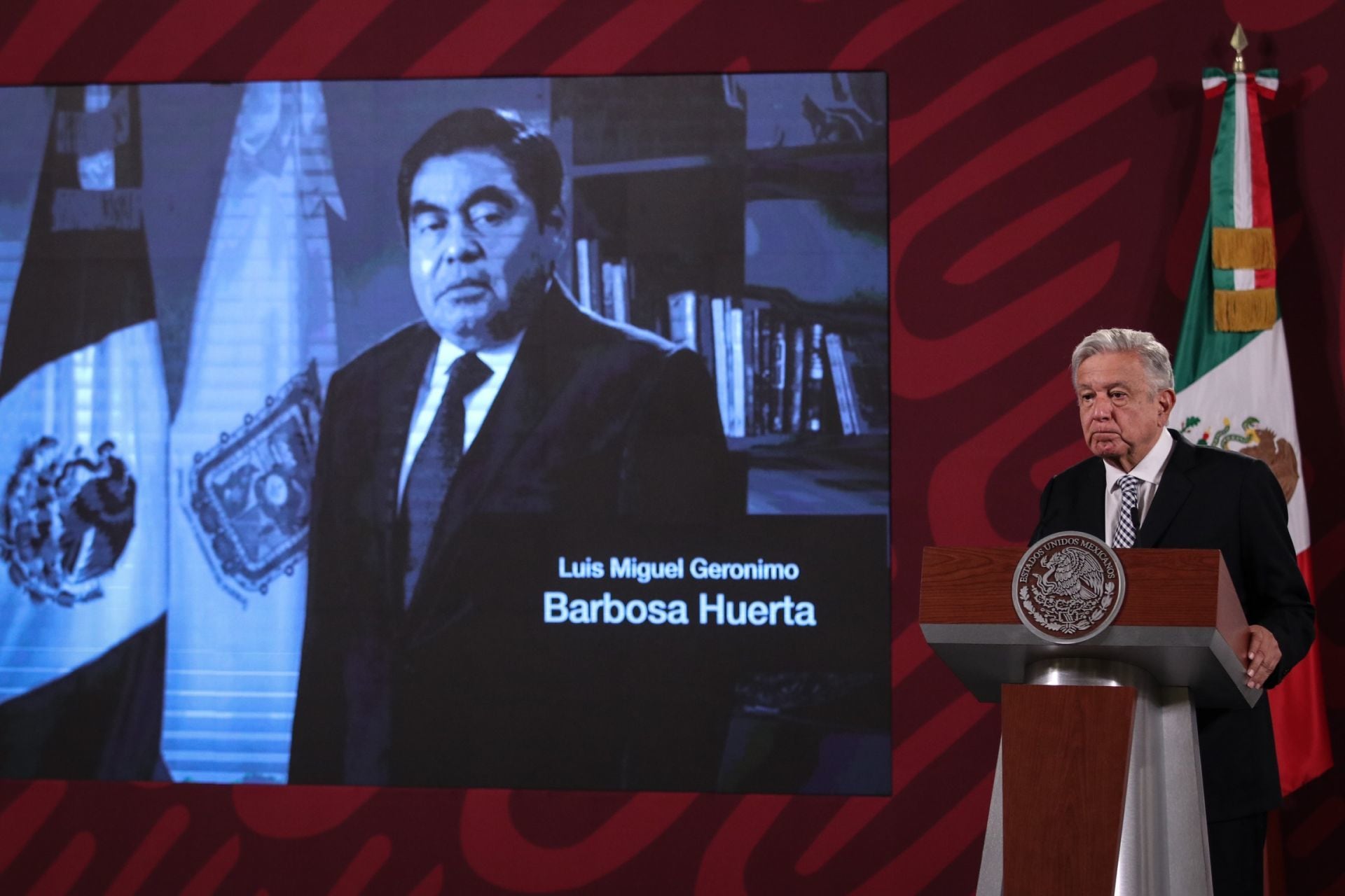 AMLO lamenta muerte de Miguel Barbosa Huerta